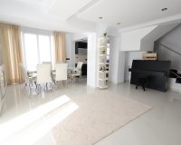 Resale - Villa - Cabo Roig