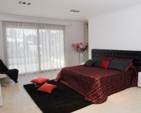 Resale - Villa - Cabo Roig