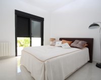 Resale - Villa - Cabo Roig