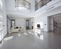 Resale - Villa - Cabo Roig