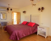 Resale - Villa - Cabo Roig