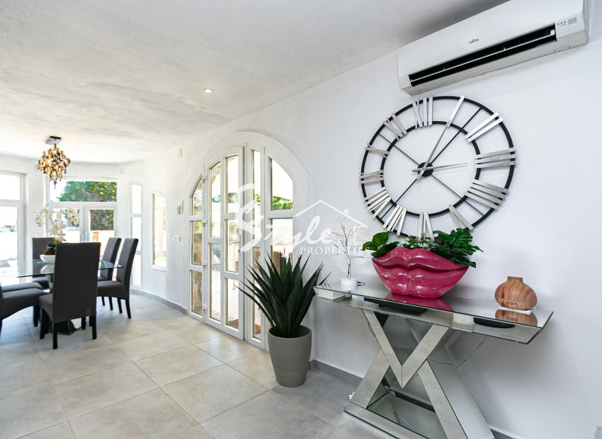 Resale - Villa - Campoamor - Lomas de Don Juan