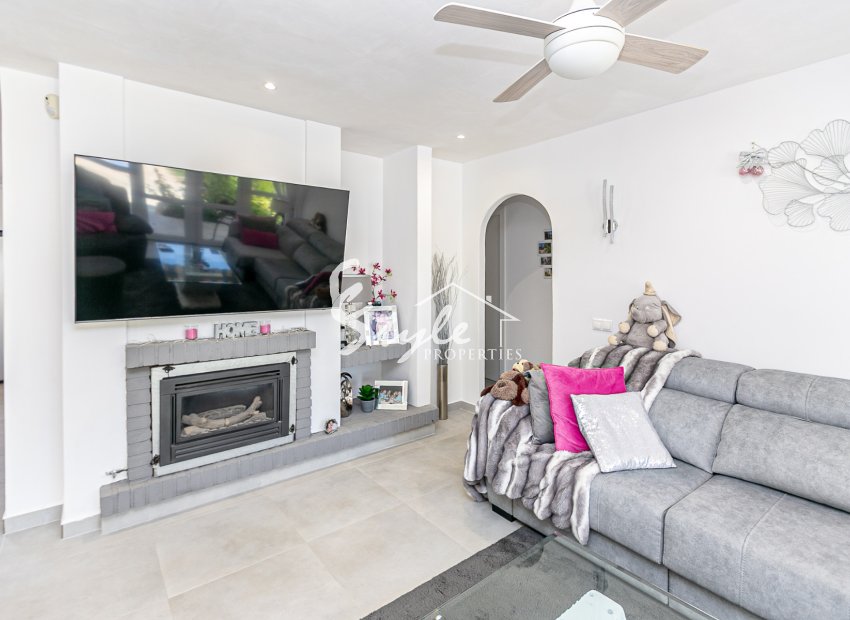 Resale - Villa - Campoamor - Lomas de Don Juan