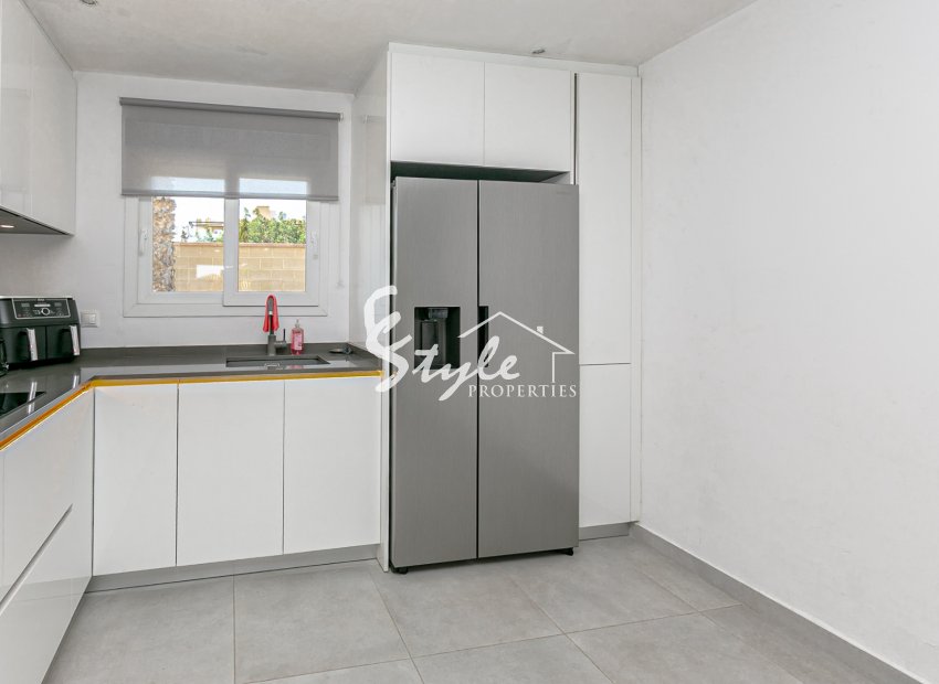 Resale - Villa - Campoamor - Lomas de Don Juan