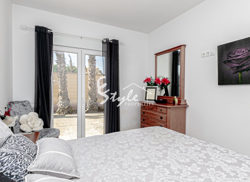 Resale - Villa - Campoamor - Lomas de Don Juan
