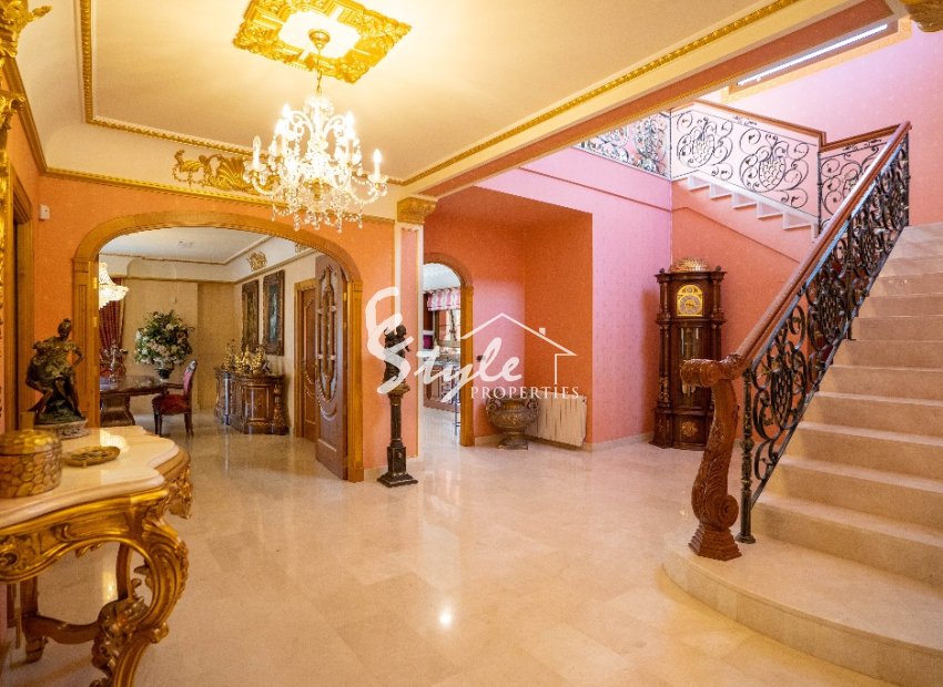 Resale - Villa - Campoamor