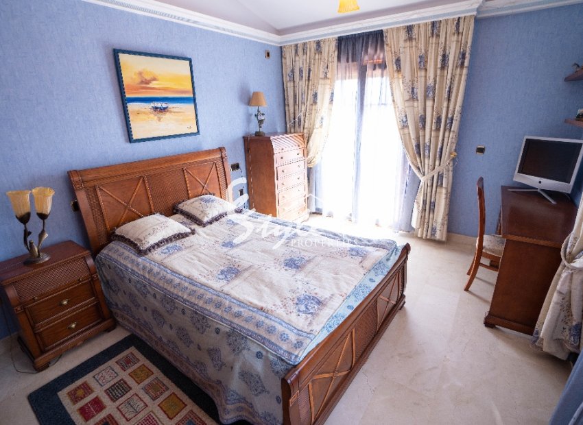 Resale - Villa - Campoamor