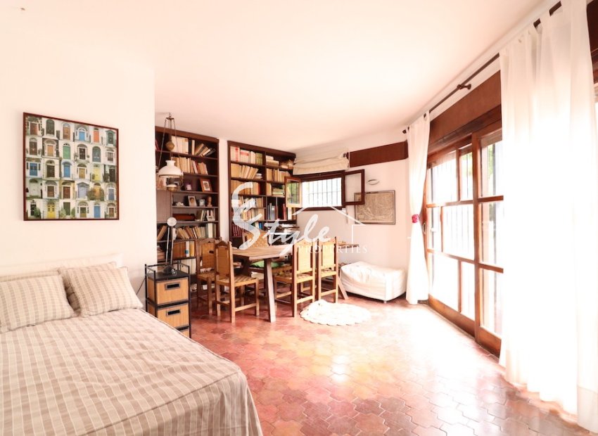 Resale - Villa - Campoamor