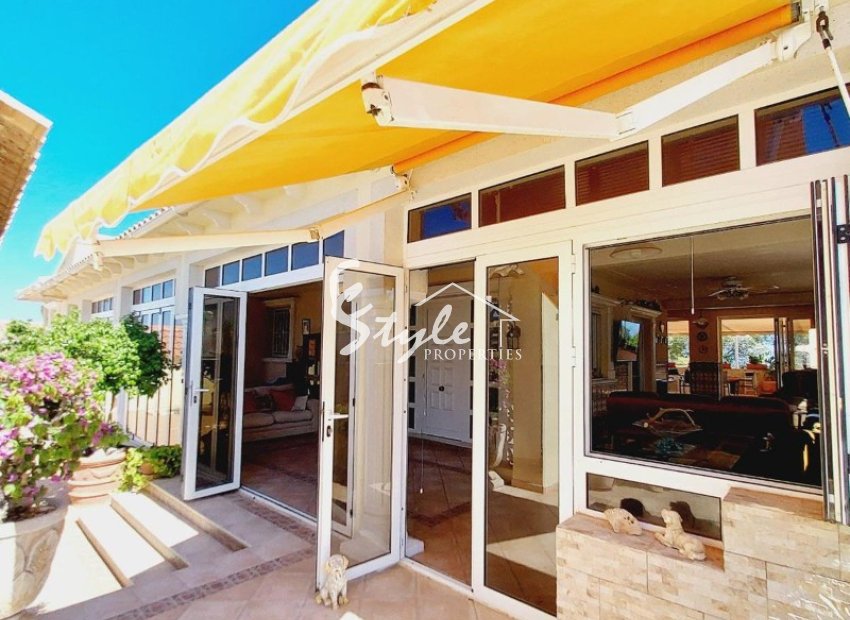 Resale - Villa - Campoamor