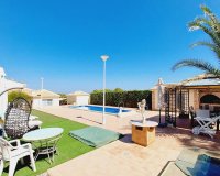 Resale - Villa - Campoamor