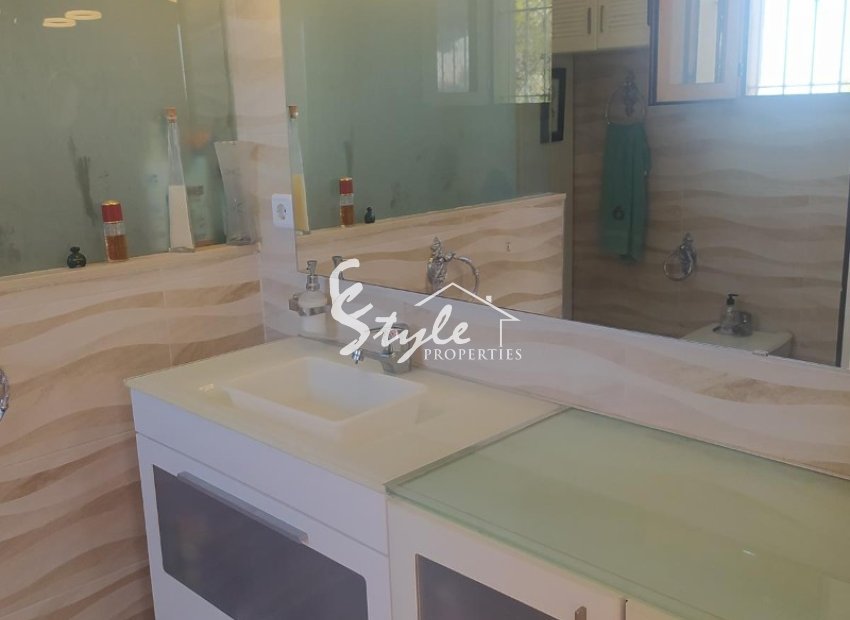 Resale - Villa - Campoamor