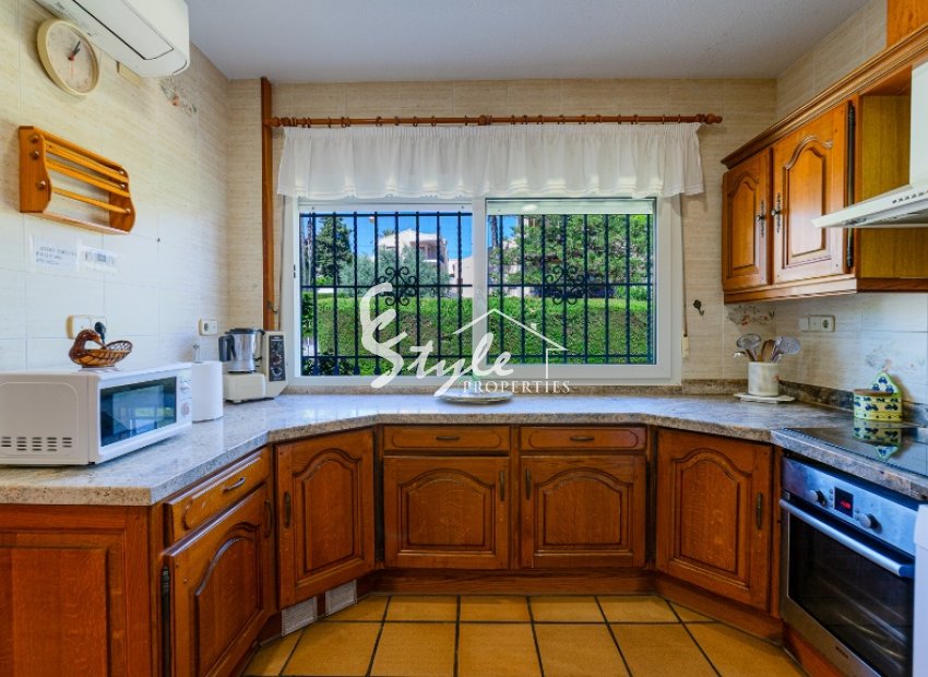 Resale - Villa - Campoamor