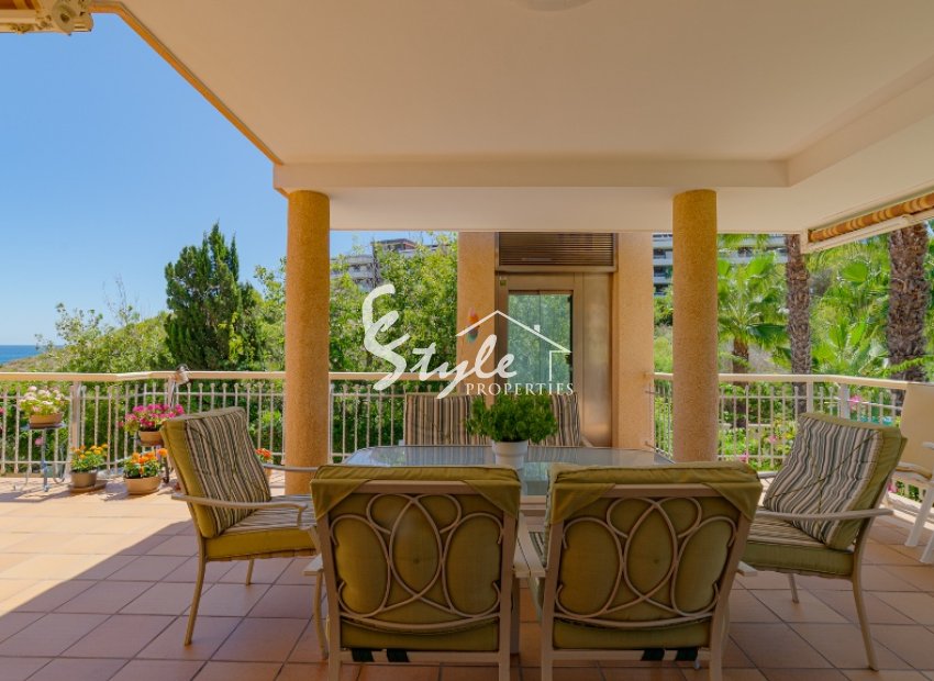 Resale - Villa - Campoamor