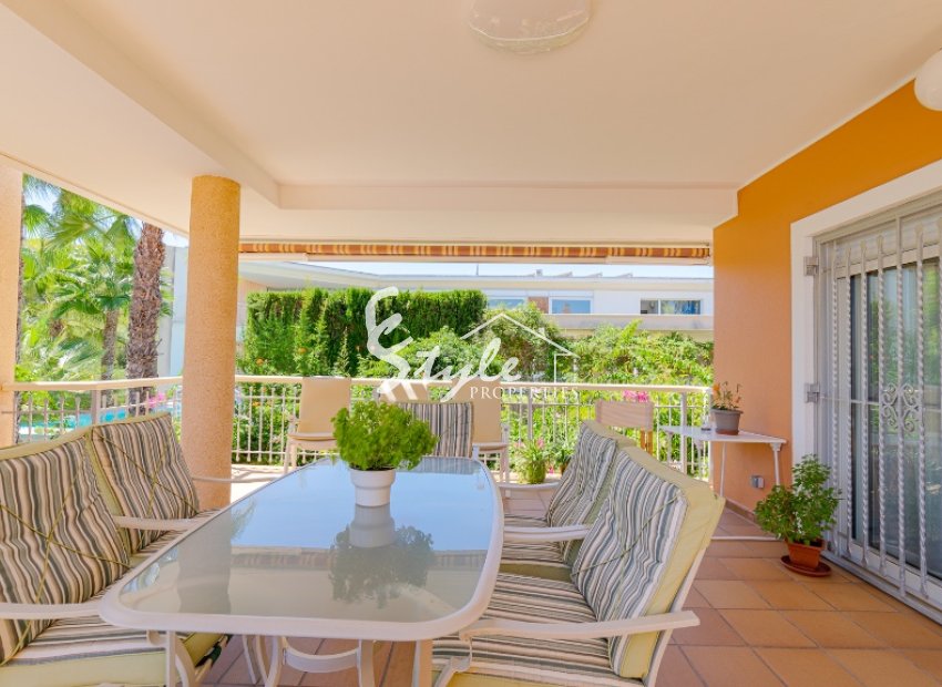 Resale - Villa - Campoamor