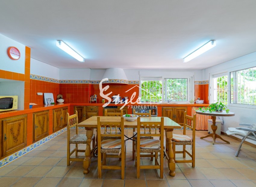 Resale - Villa - Campoamor