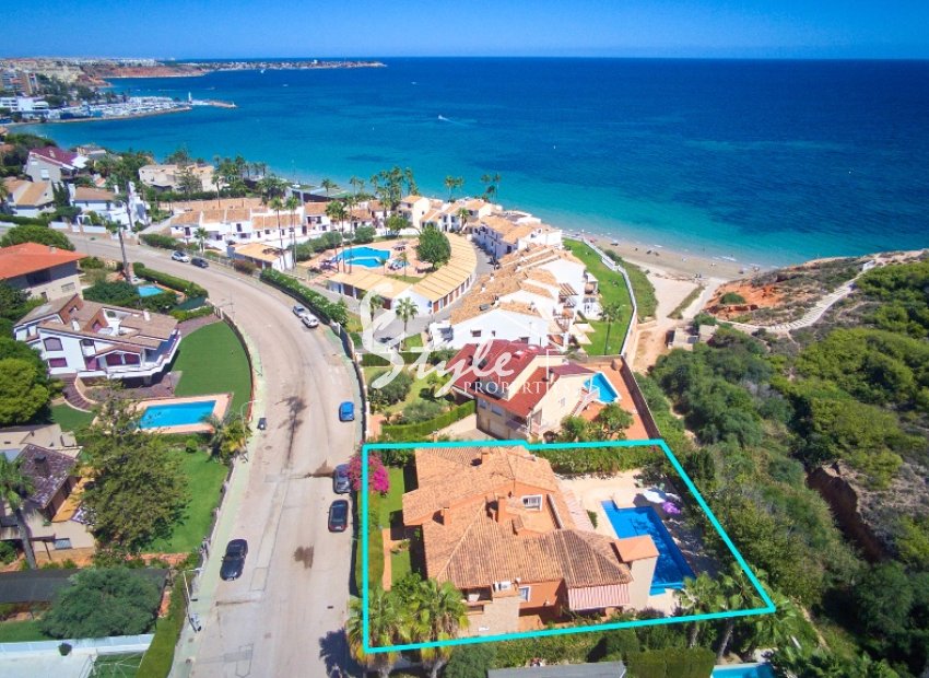 Resale - Villa - Campoamor