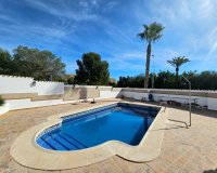 Resale - Villa - Campoamor