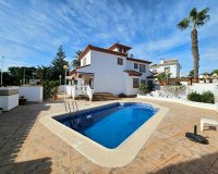 Resale - Villa - Campoamor