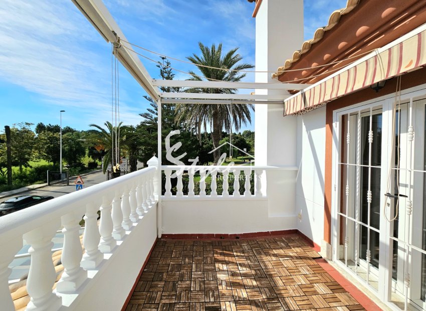 Resale - Villa - Campoamor