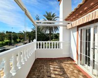 Resale - Villa - Campoamor