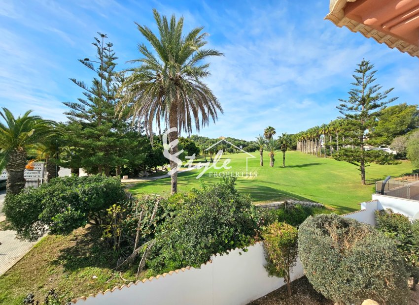 Resale - Villa - Campoamor