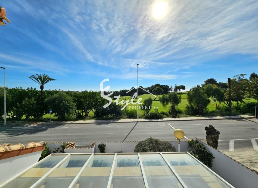 Resale - Villa - Campoamor