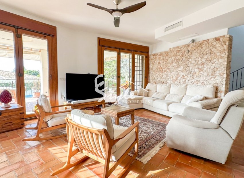 Resale - Villa - Campoamor