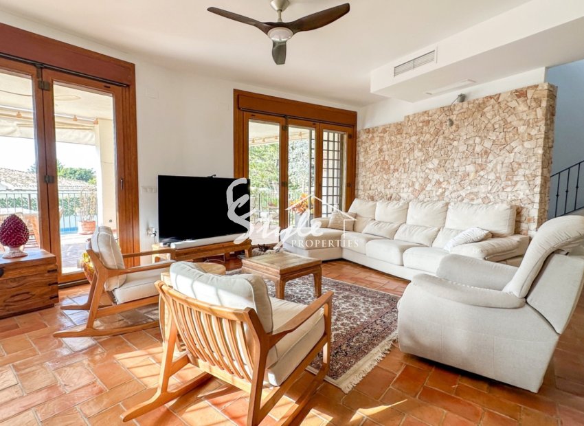 Resale - Villa - Campoamor