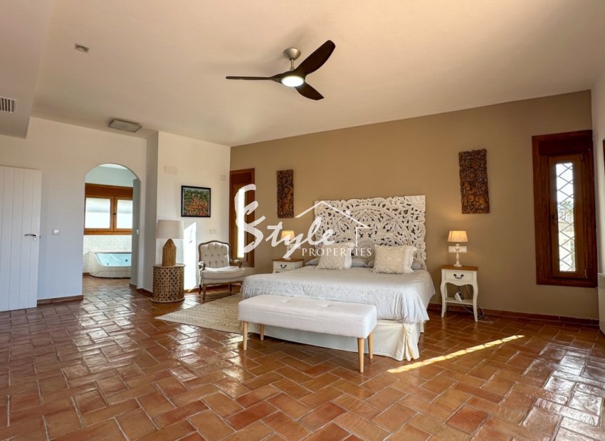 Resale - Villa - Campoamor