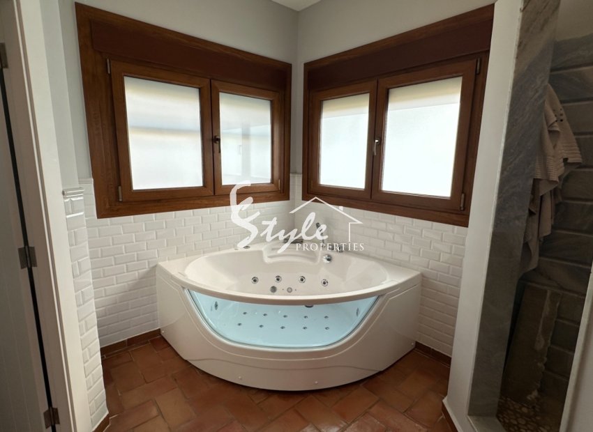 Resale - Villa - Campoamor