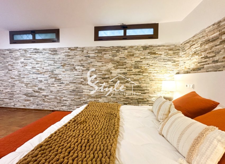 Resale - Villa - Campoamor