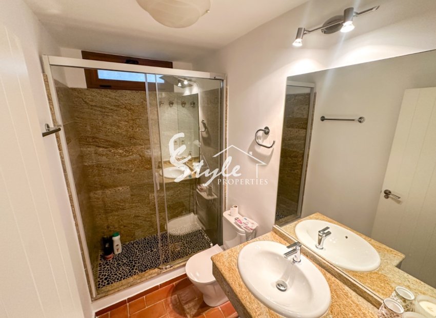 Resale - Villa - Campoamor