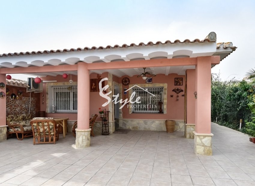 Resale - Villa - Campoamor
