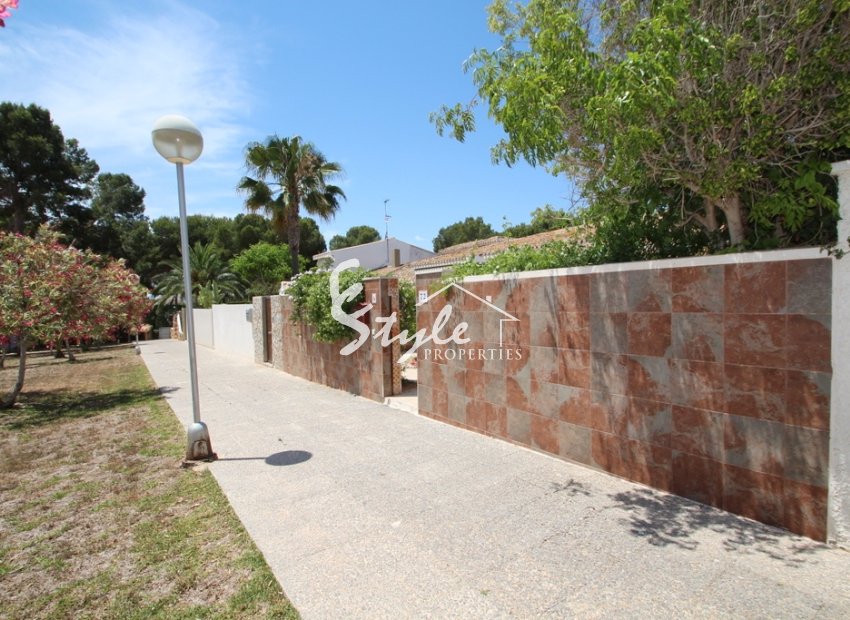 Resale - Villa - Campoamor