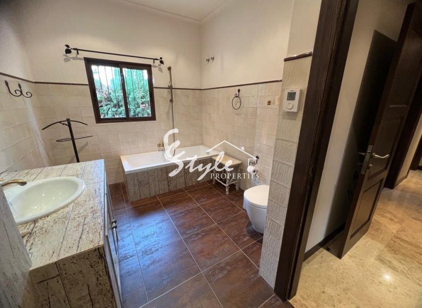 Resale - Villa - Ciudad Quesada