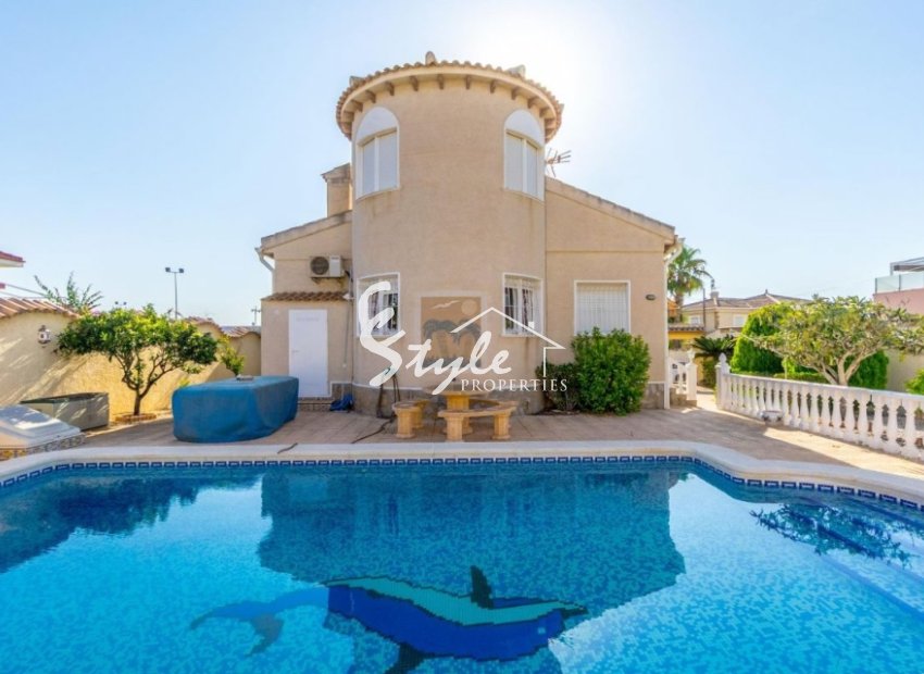 Resale - Villa - Ciudad Quesada