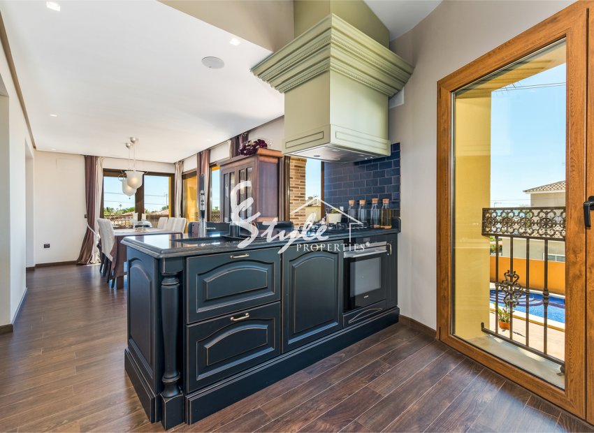 Resale - Villa - Ciudad Quesada