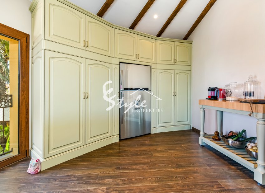 Resale - Villa - Ciudad Quesada