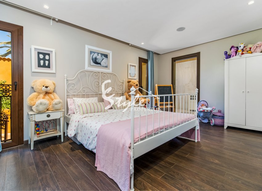 Resale - Villa - Ciudad Quesada