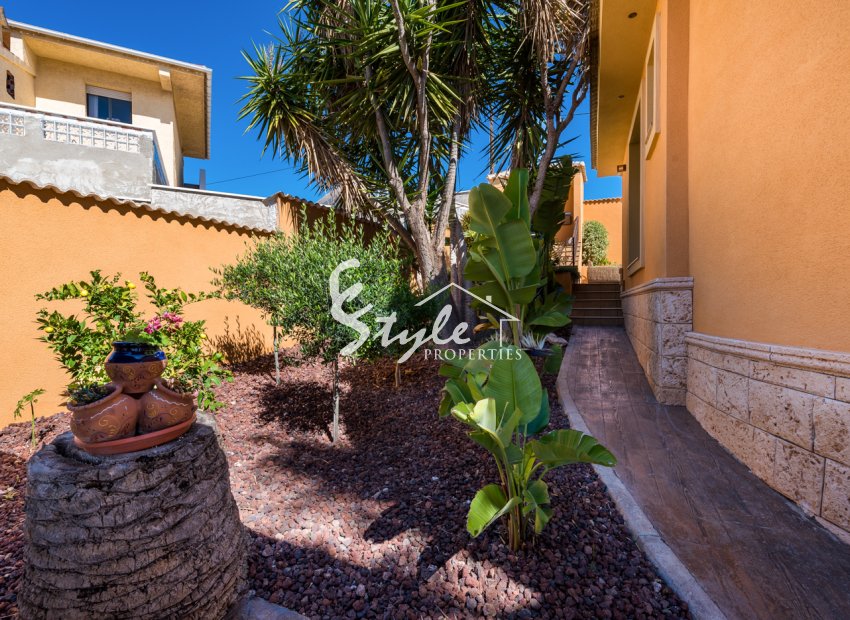 Resale - Villa - Ciudad Quesada