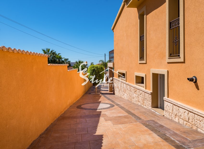 Resale - Villa - Ciudad Quesada