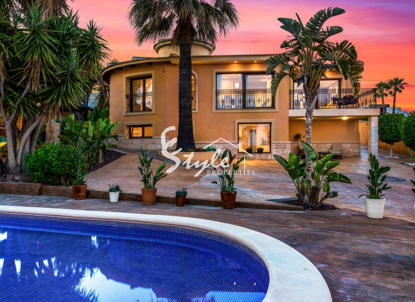 Resale - Villa - Ciudad Quesada