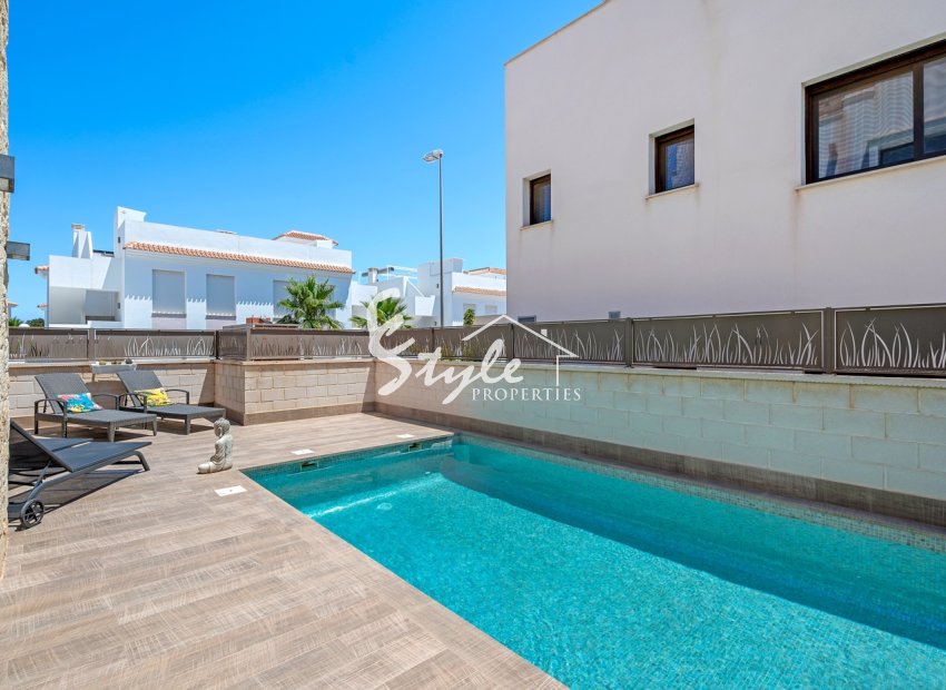 Resale - Villa - Ciudad Quesada