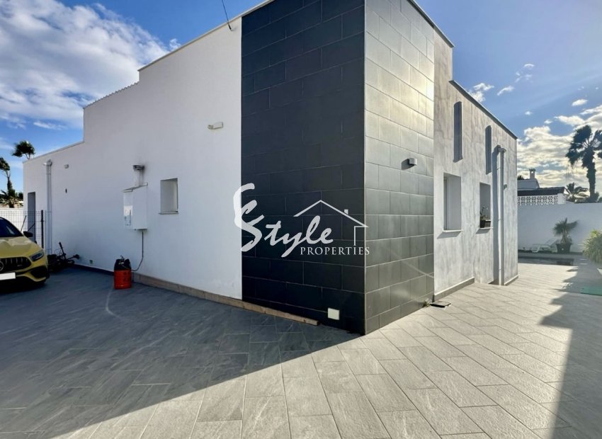 Resale - Villa - Ciudad Quesada