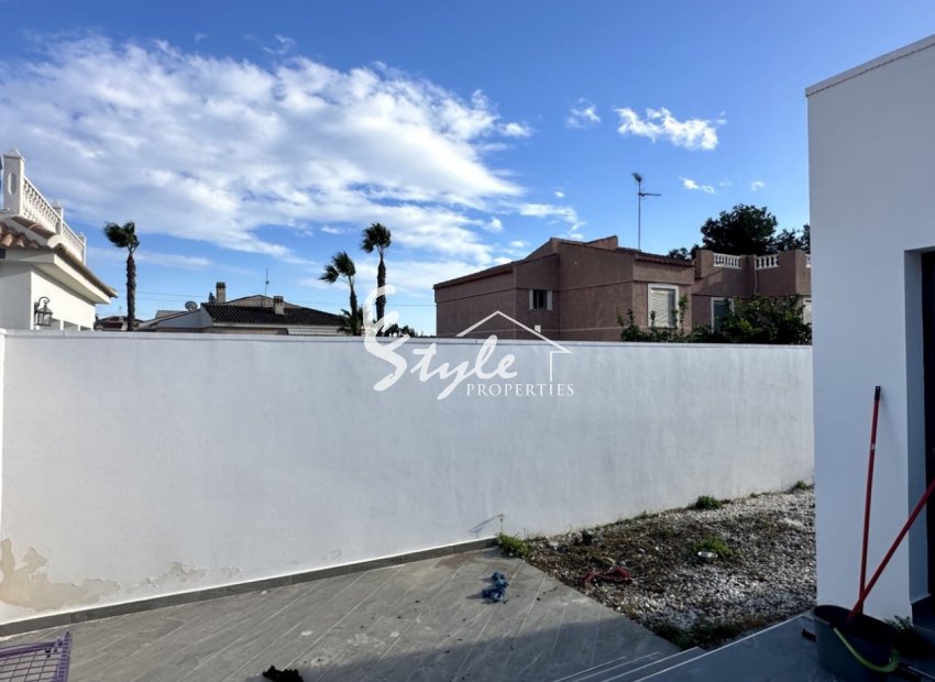 Resale - Villa - Ciudad Quesada