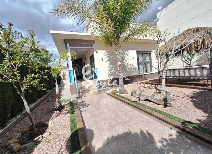 Resale - Villa - Ciudad Quesada