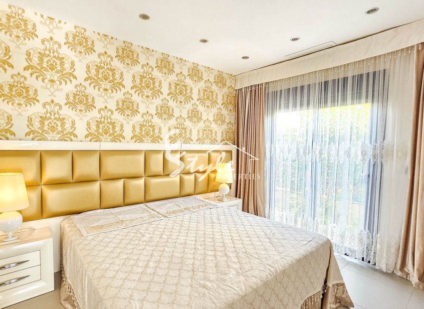 Resale - Villa - Ciudad Quesada