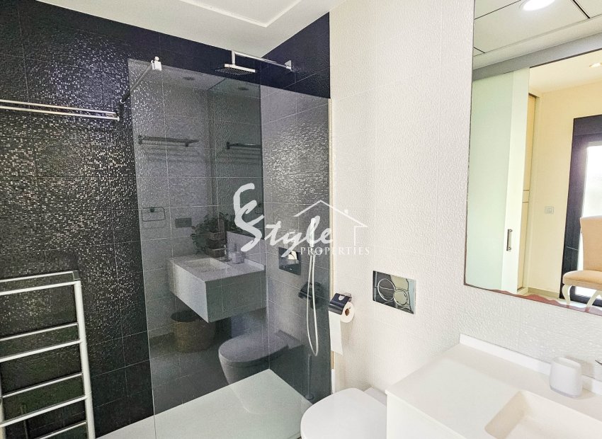 Resale - Villa - Ciudad Quesada