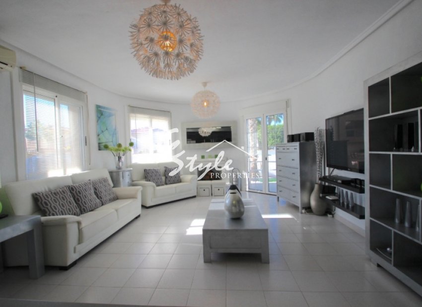 Resale - Villa - Ciudad Quesada