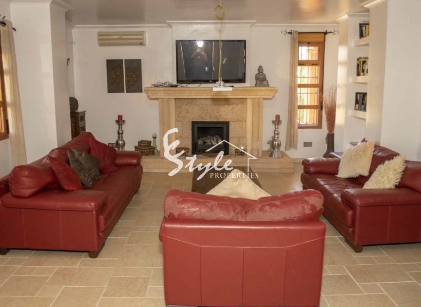 Resale - Villa - Ciudad Quesada